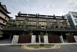 Shrewsbury Road (D11), Terrace #556840831